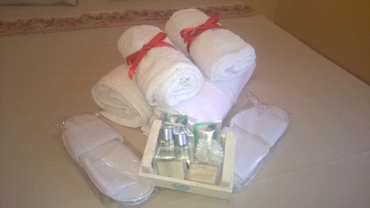 B&B Anny Napoli Bagian luar foto